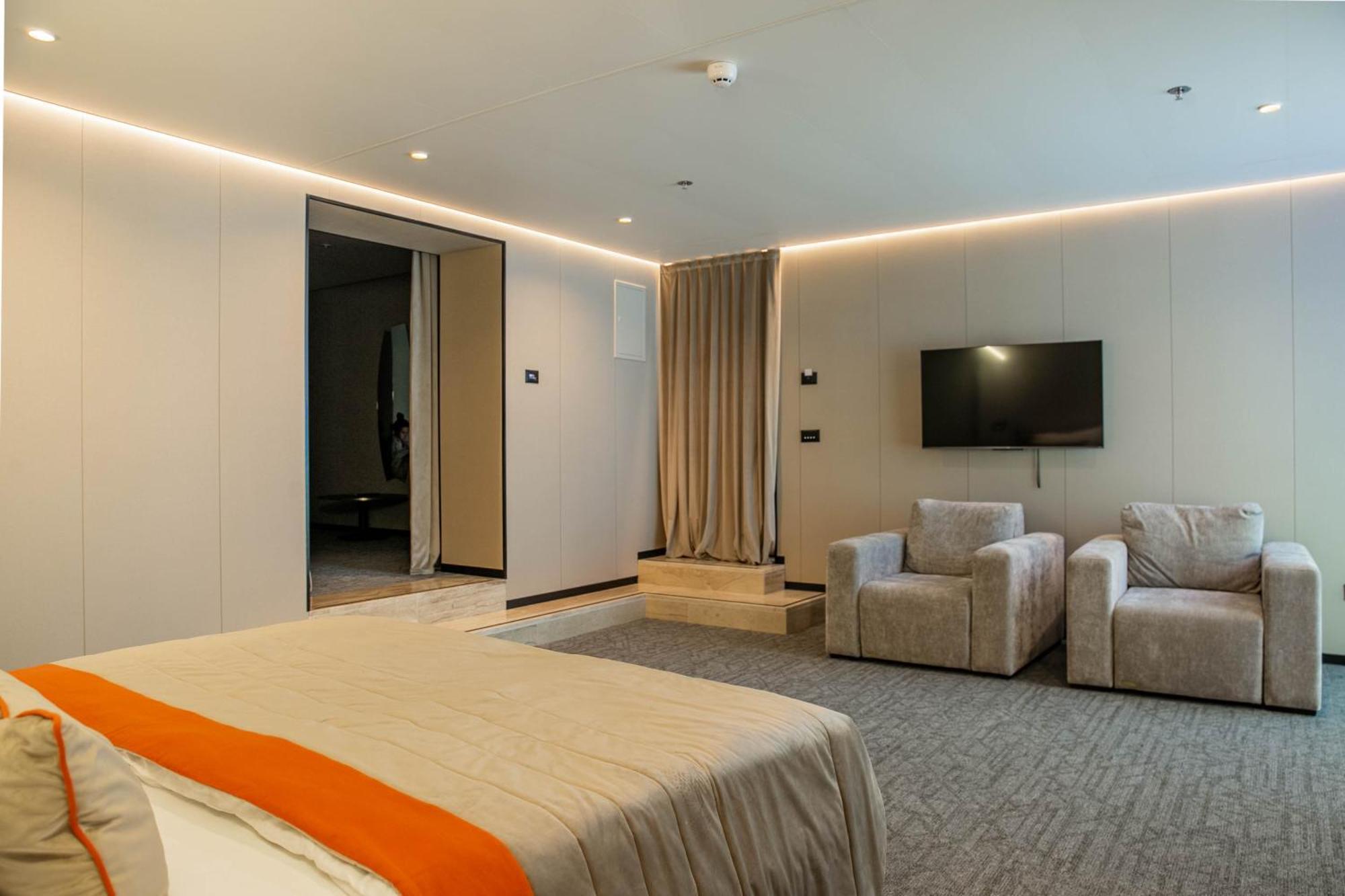 Hotel Medistone โอมิช ภายนอก รูปภาพ