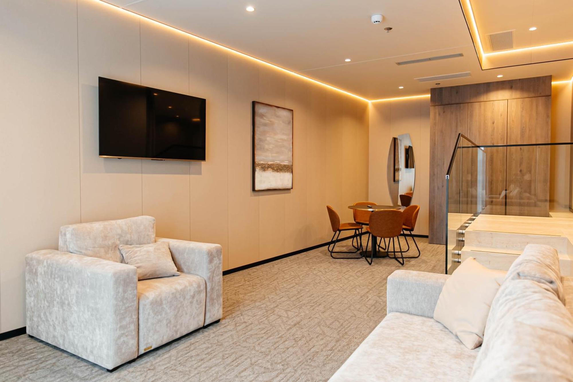 Hotel Medistone โอมิช ภายนอก รูปภาพ
